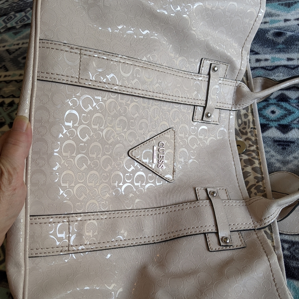 Guess Purse/Bag - Picture 3 of 16